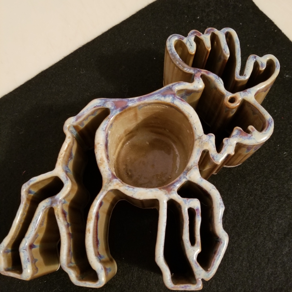 Rustic Moose-Shaped Ceramic Decor - Brown and Cream